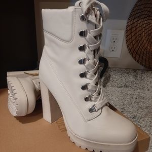 Steve Madden Boots